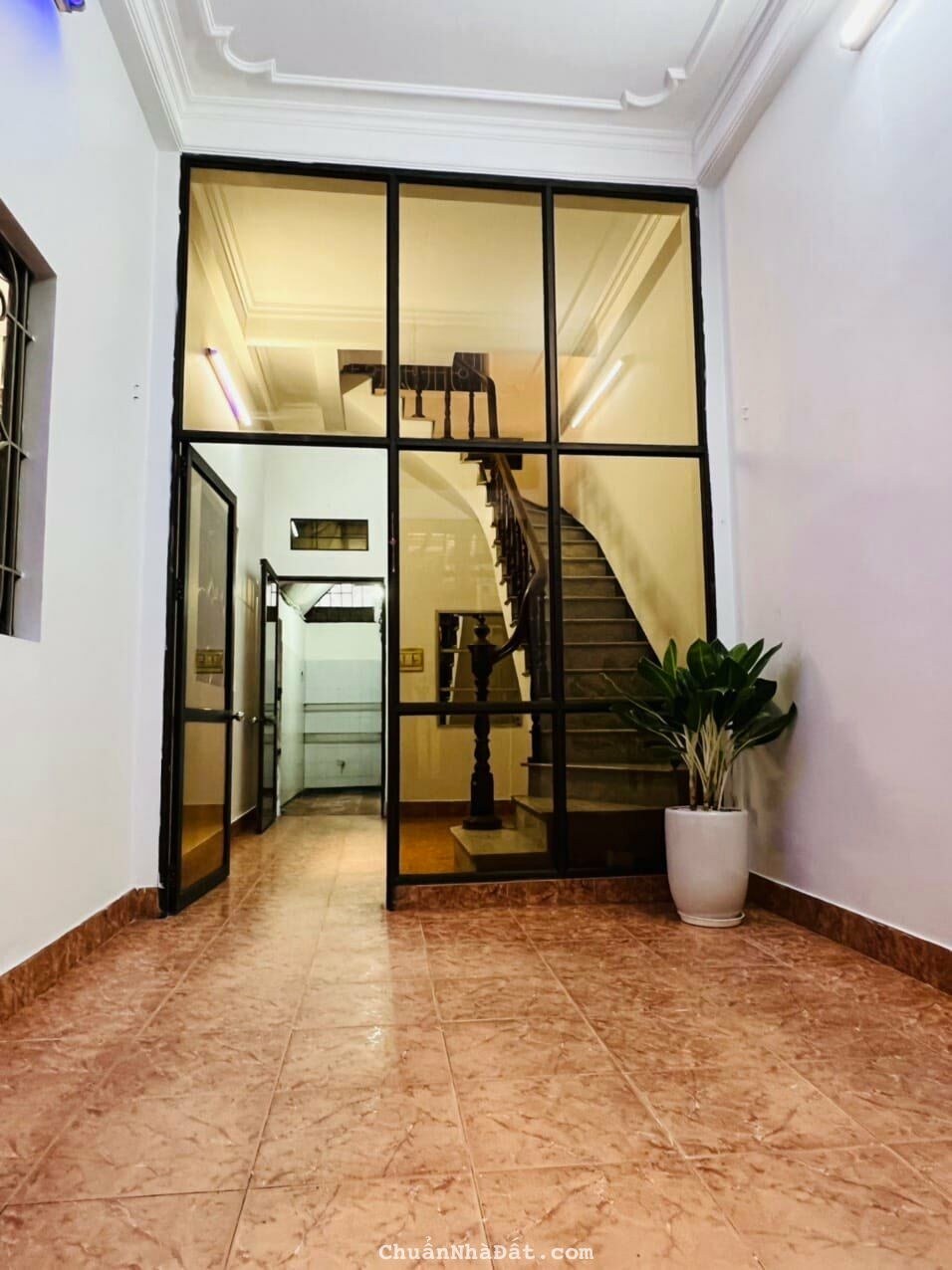 LÊ TRỌNG TẤN - 44/60T2 - 2T - MT 3M - OTO ĐỖ CỬA - GIÁ 4,95 TỶ