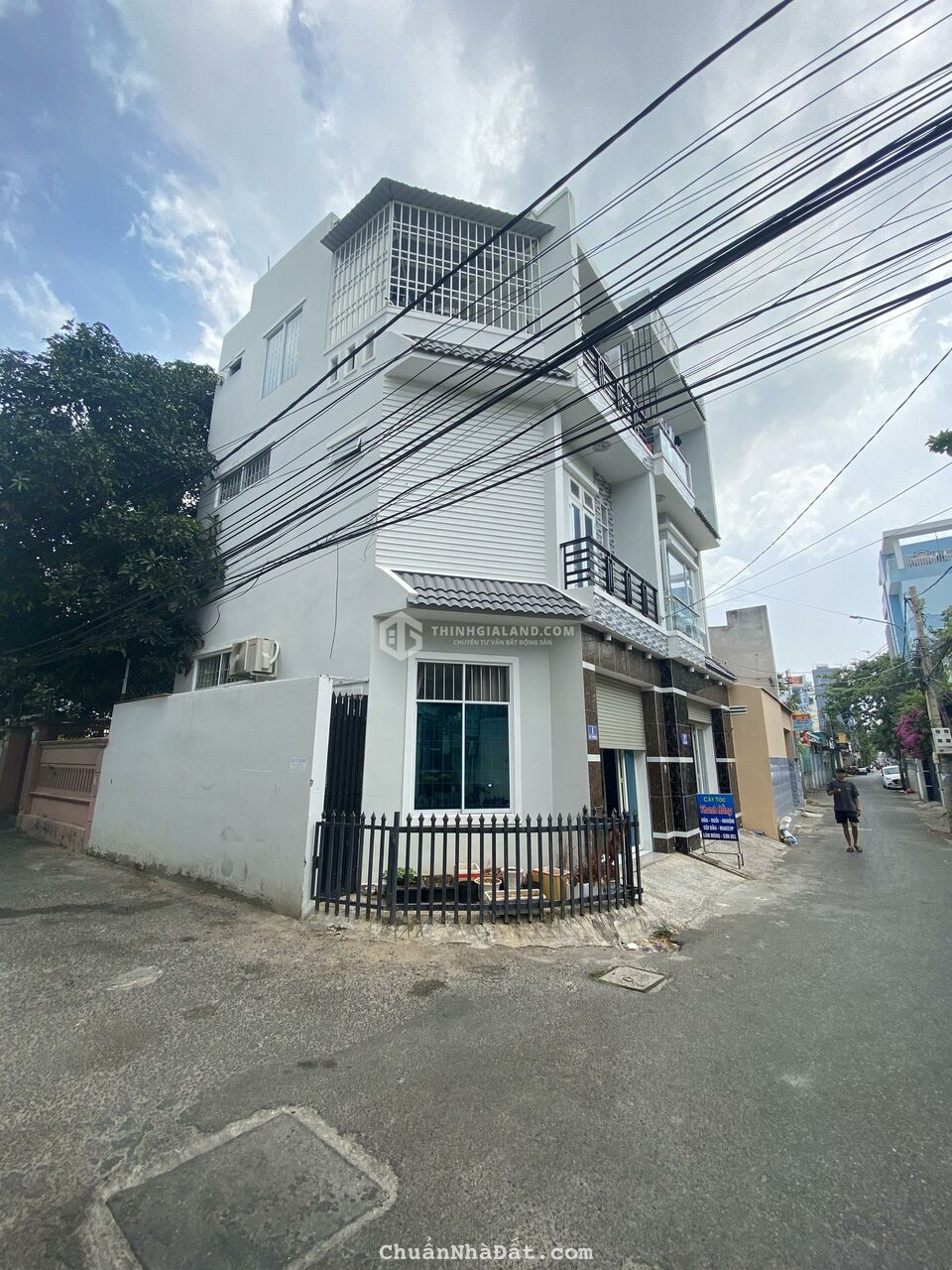 Bán nhà 1 trệt 2 lầu, diện tích 50m2, giá 5tỷ8, căn góc 2 mặt tiền đường Tú Xương