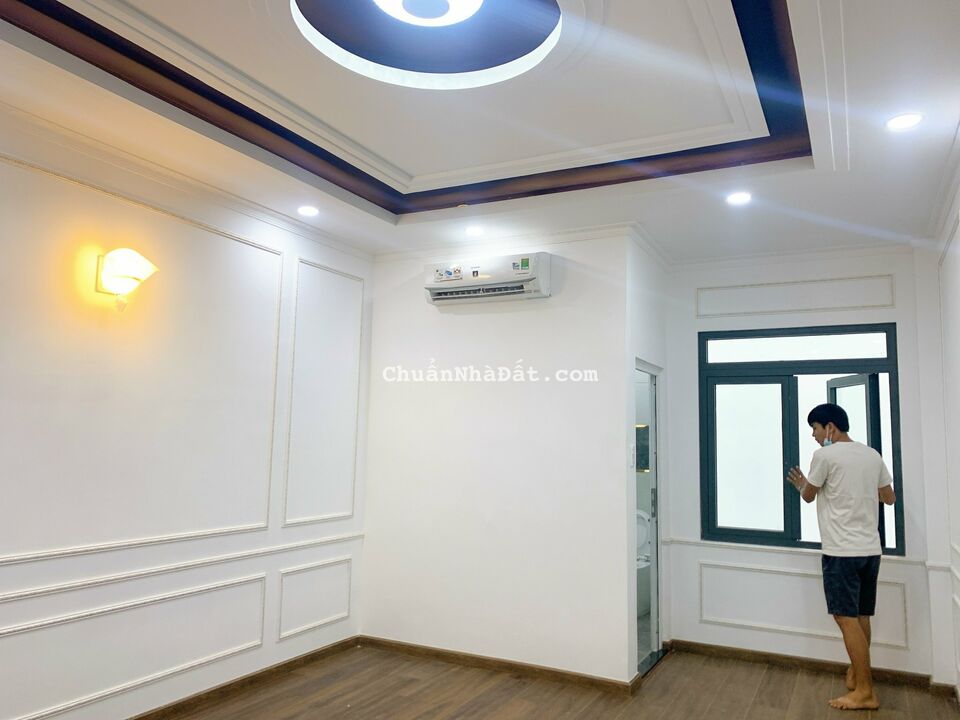 Cho thuê nhà nguyên căn đường Tân Sơn Nhì 4x17m 2 lầu st nhà cực đẹp