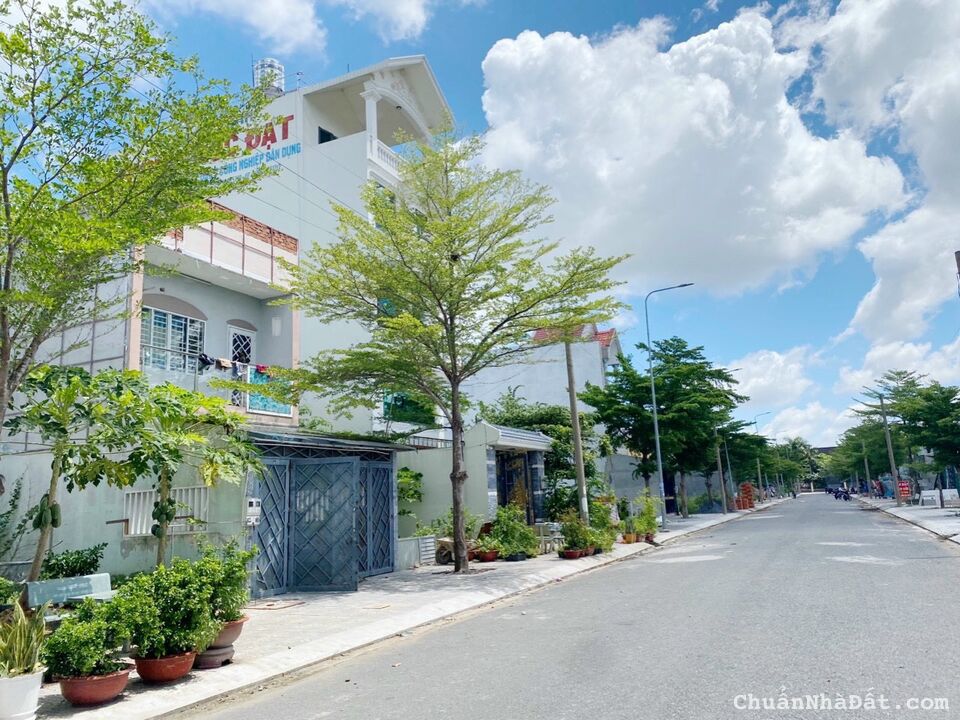 CẦN BÁN NHANH 210M2 THỔ CƯ CHÍNH CHỦ, MT ĐƯỜNG NHỰA 16M GẦN TRƯỜNG HỌC TTTM