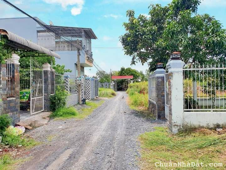 Chủ ngộp quá nên bán miếng đất thổ cách qlo50 chỉ 70m