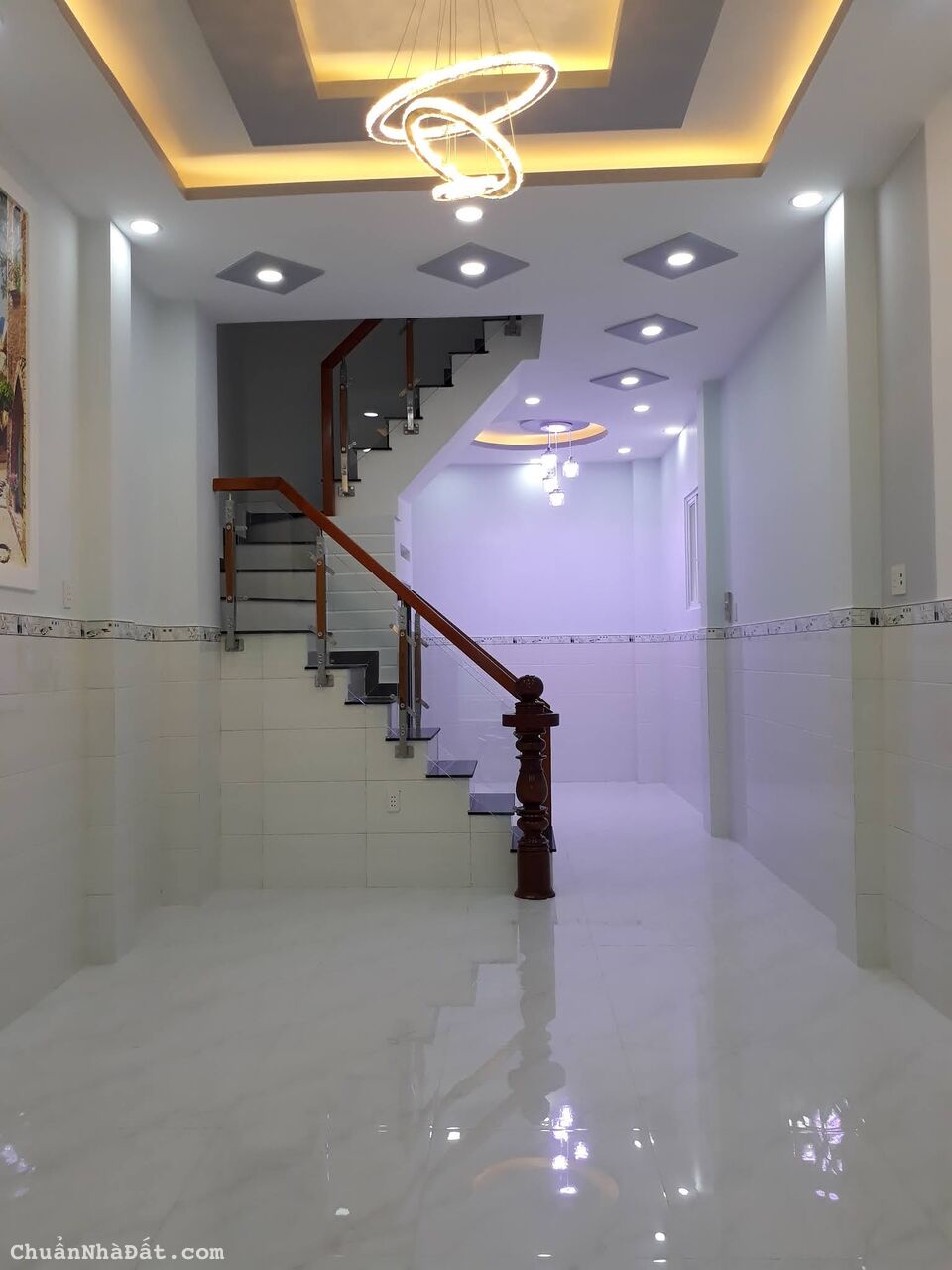 NHÀ BÌNH THỜI, Q11 - HẠ GIÁ 300 TRIỆU BÁN GẤP- CHỐT 2,3 TỶ- SỔ HỒNG RIÊNG