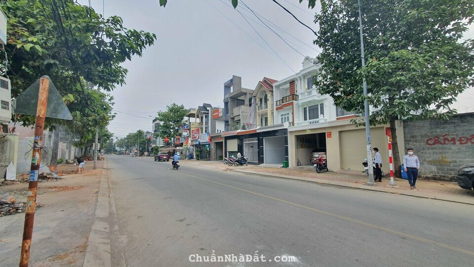 Bán nhà 1T2L mặt tiền kinh doanh Trần Quang Khải 100m2(4x25) thổ cư 60m2 gần chợ Dĩ An 1 