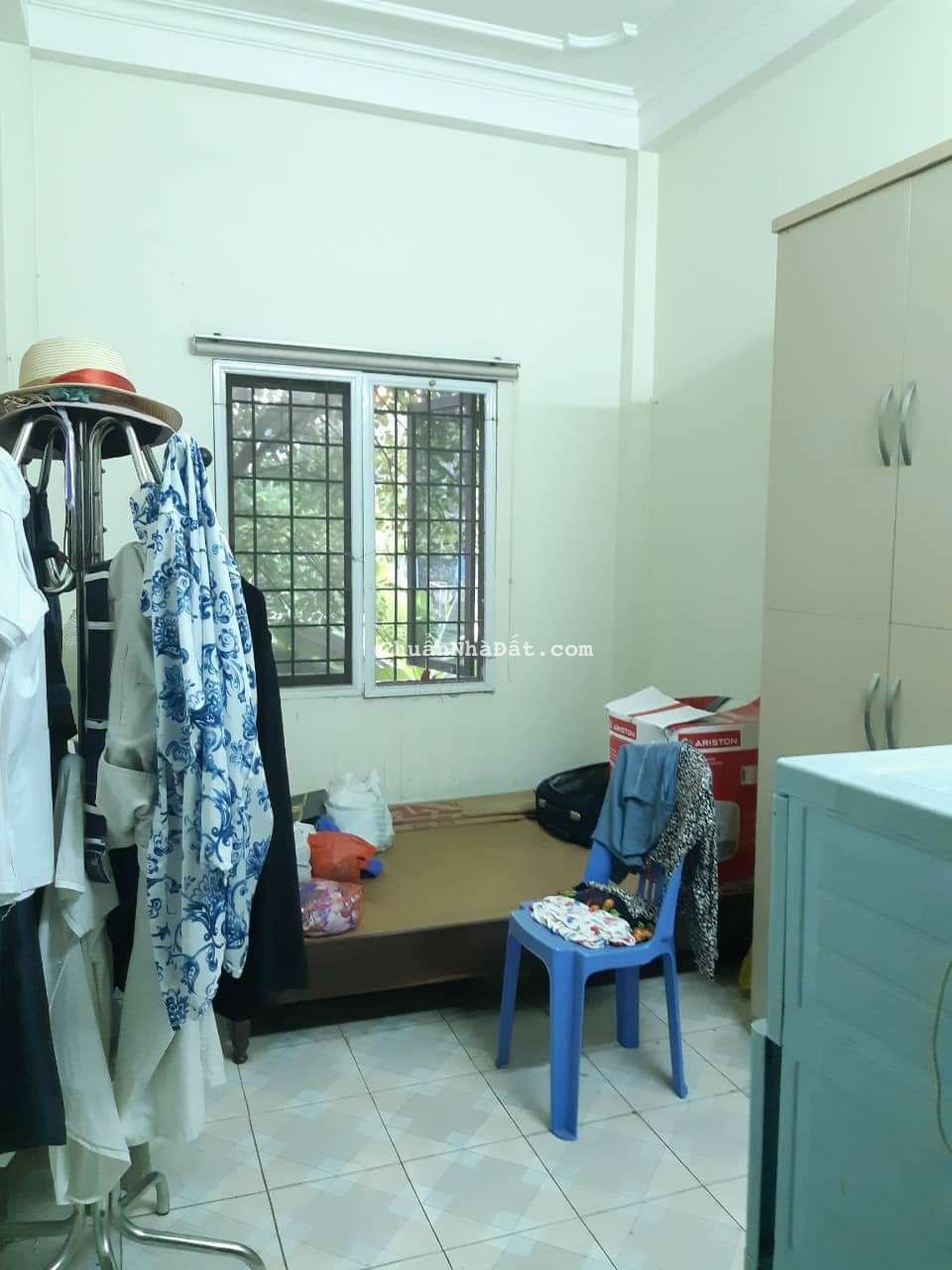 Bán nhà Ngõ Giếng Mứt, Trung tâm Hai Bà Trưng 33m 3T,Giá 3.8 tỷ. 2 thoáng, gần trường,chợ Bán nhà Ngõ Giếng Mứt, Trung tâm Hai Bà Trưng 33m 3T,Giá 3.8 tỷ. 2 thoáng, gần trường,chợ