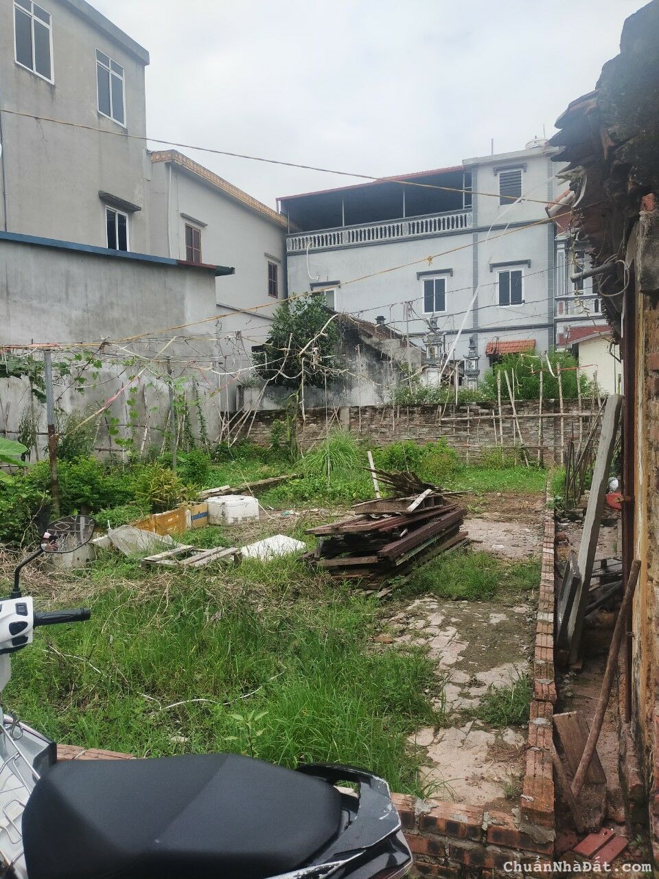 BÁN GẤP MIẾNG ĐẤT VUÔNG VẮN TẠI THÔN LẠI ĐÀ,  ĐÔNG HỘI, ĐÔNG ANH 