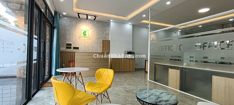 Vị trí ngồi cho thuê tại Vạn Phúc chỉ 1.299k/ tháng