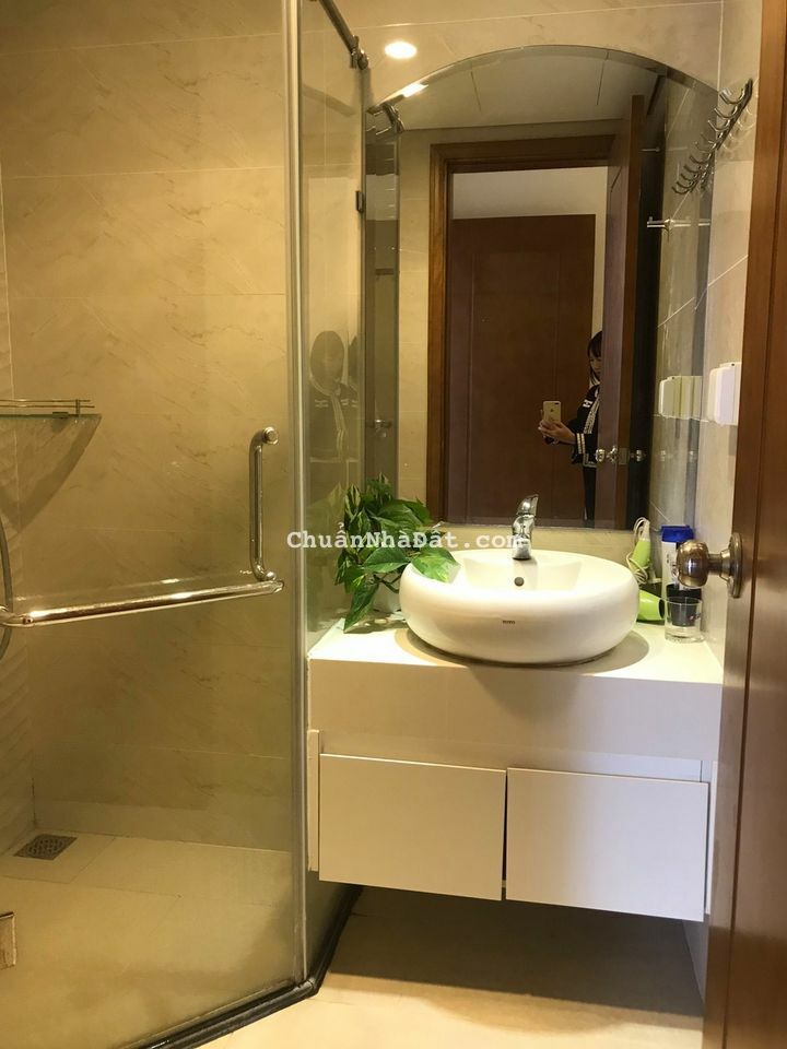 - Căn góc 3PN đẹp Park Premium - giá 6.6 tỷ. LH: 0901793288