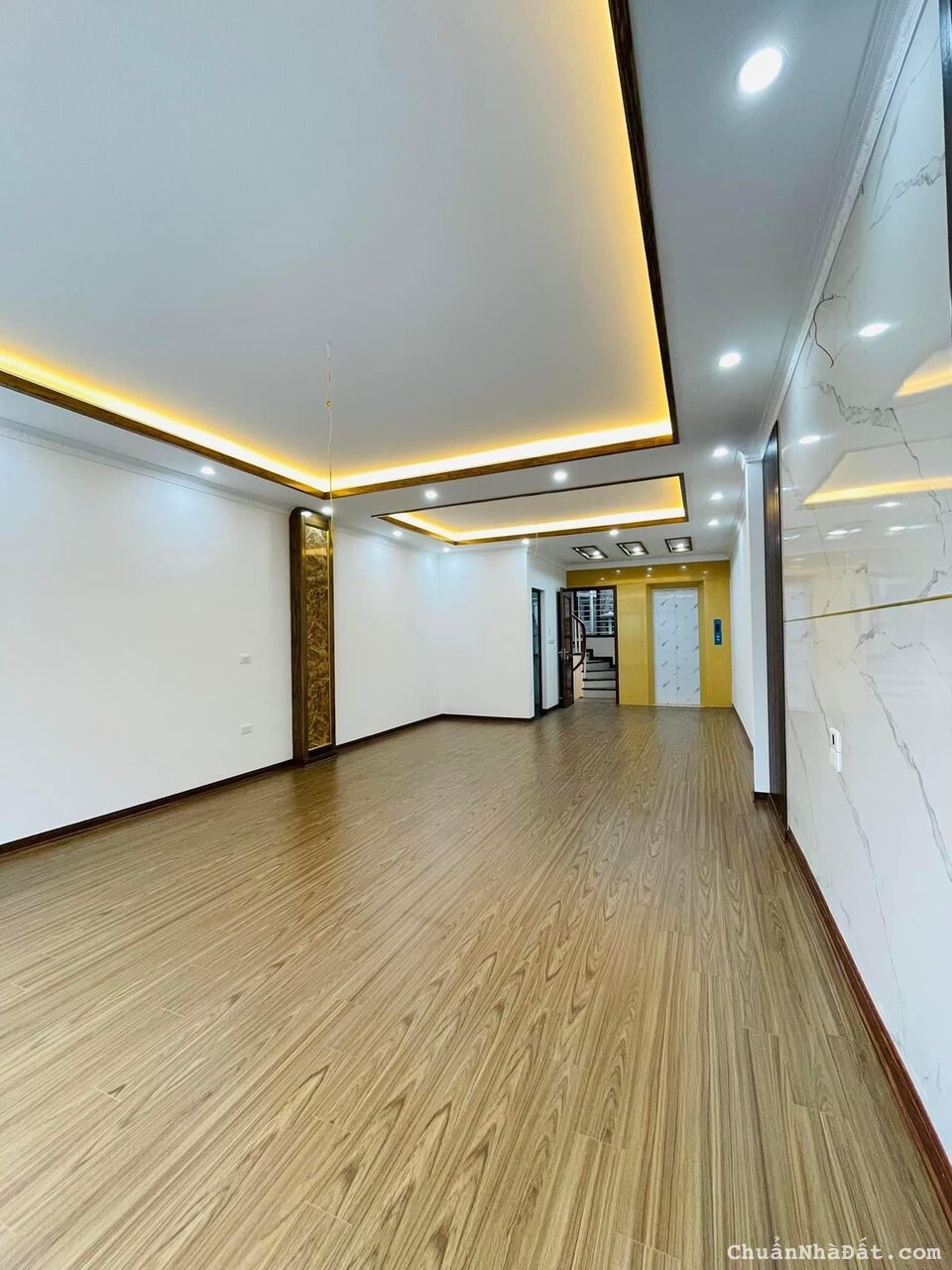 Cho thuê nhà Phố NGUYỄN HY QUANG, 50M2X6T, NHÀ MỚI ĐẸP, OTO VÀO NHÀ 