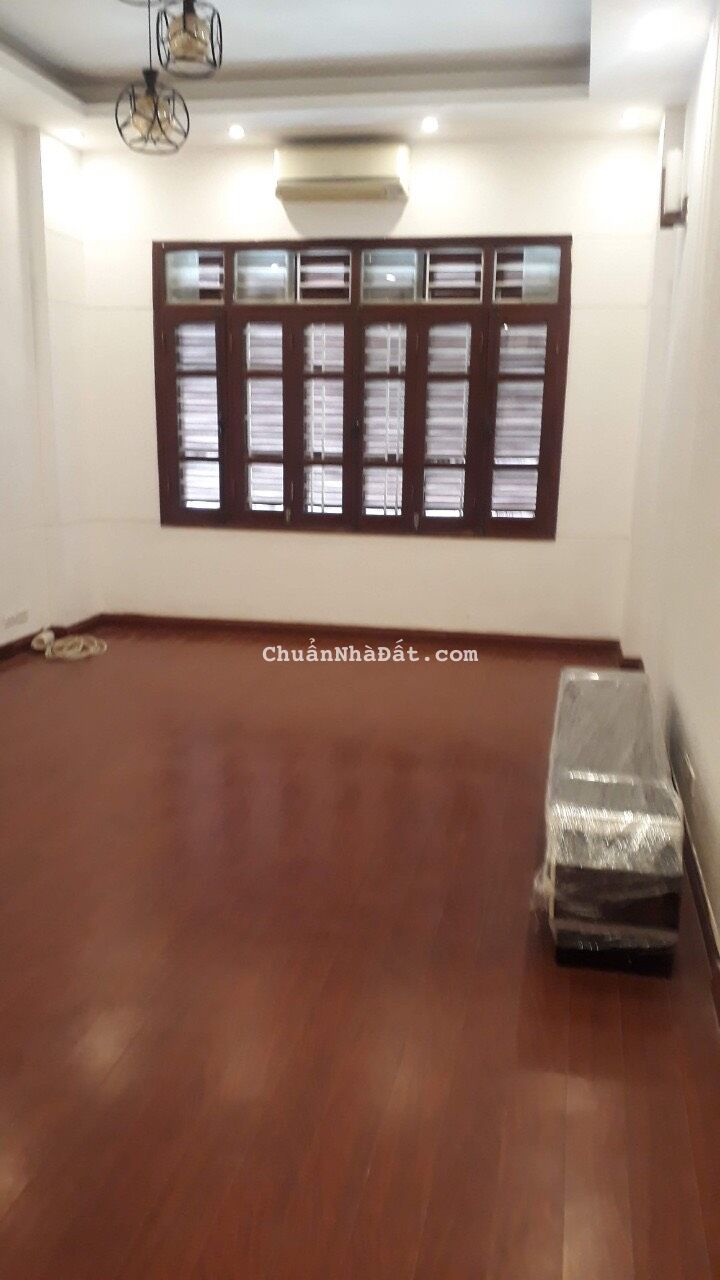 Cho thuê nhà TRẦN QUANG DIỆU, 50M2X5T, NHÀ MỚI ĐẸP, OTO VÀO NHÀ 