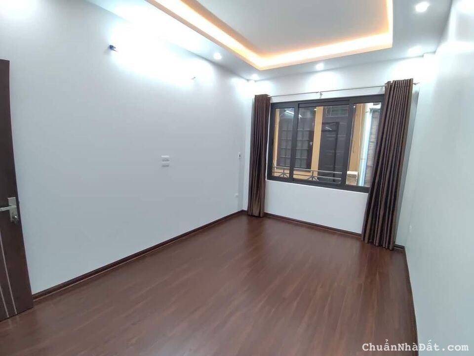 Cho thuê nhà TRẦN QUANG DIỆU, 50M2X5T, NHÀ MỚI ĐẸP, OTO VÀO NHÀ 
