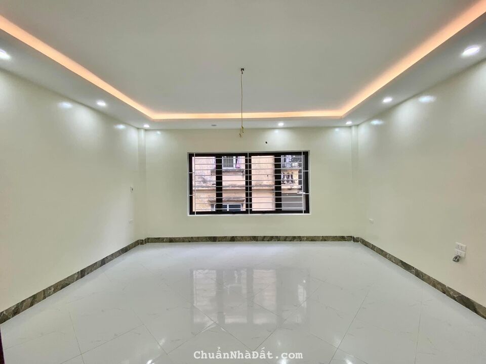 Cho thuê nhà YÊN LÃNG, 60M2X4T, NHÀ MỚI ĐẸP, OTO VÀO NHÀ , GIÁ 14tr/thg