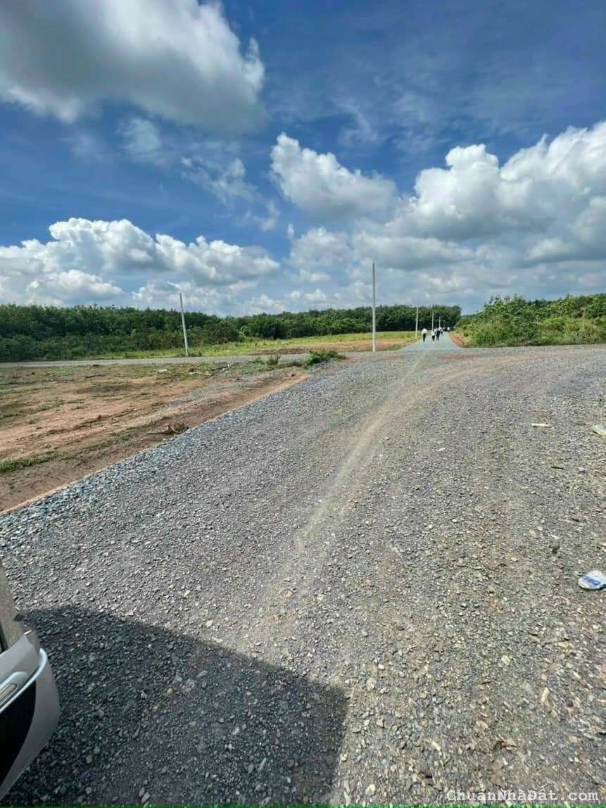 Siêu phẩm lô đất nền tại trung tâm TX Phước Long ,ngay DMX ,sổ hồng riêng.