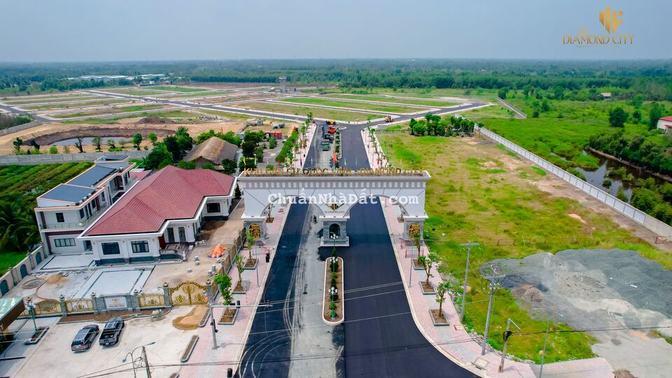 HOT!!!63 sản phẩm giới hạn vị tí đẹp nhất trên trục đường chính của dự án DIAMOND CITY