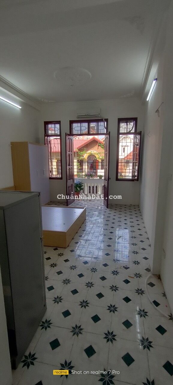 Chính chủ cần bán gấp nhà mặt phố Thiên Hiền, Mỹ Đình. 93m2, 5 tầng thang máy. 