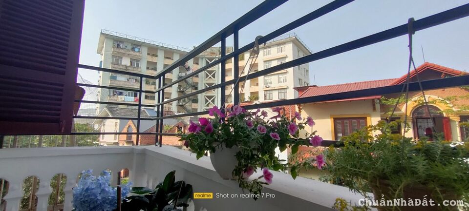 Chính chủ cần bán gấp nhà mặt phố Thiên Hiền, Mỹ Đình. 93m2, 5 tầng thang máy. 