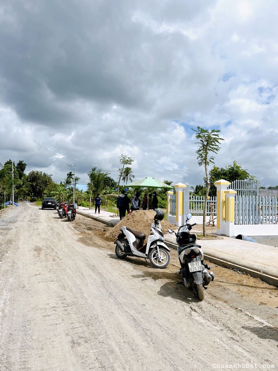 Bán đất nền Thổ Cư 5x36 SHR, View kênh ngay KĐT E.City Tân Đức 355Ha