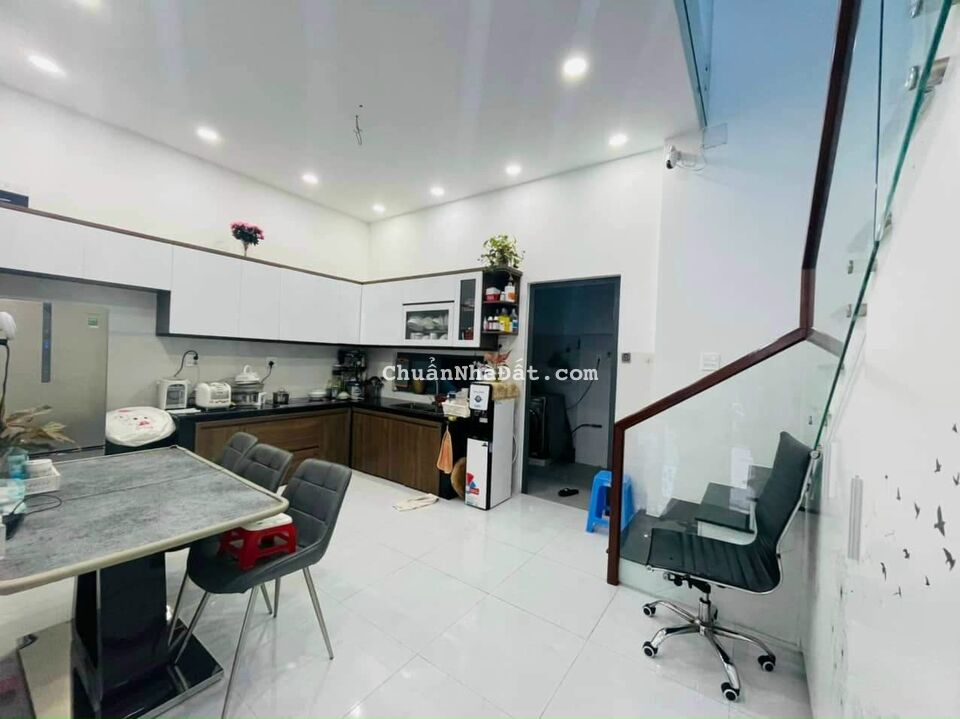 Bán căn nhà 1 trệt 1 lầu ngọc hội, vĩnh ngọc, nha trang, khánh hòa Bán căn nhà 1 trệt 1 lầu ngọc hội, vĩnh ngọc, nha trang, khánh hòa