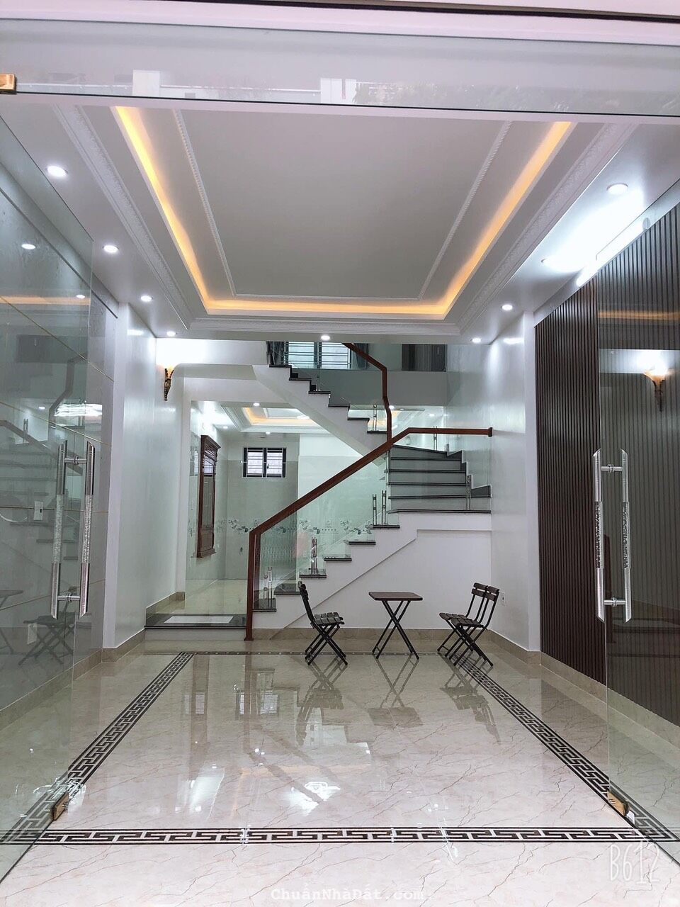 Bán nhà phân lô độc lập 4 tầng Ngô Gia Tự Bán nhà phân lô độc lập 4 tầng Ngô Gia Tự