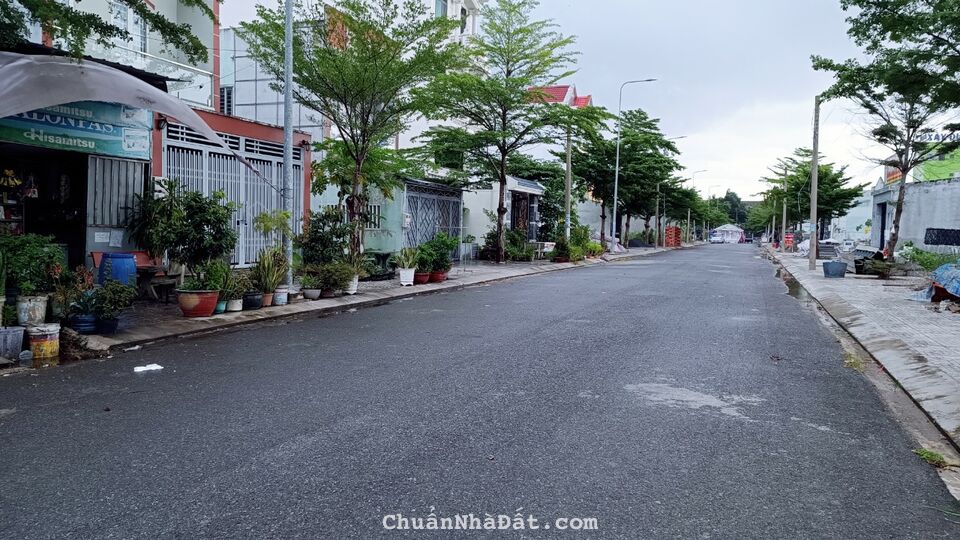 Bán đất rìa Thành Phố, giá mỏng, An dưỡng, Đầu tư. Bán đất rìa Thành Phố, giá mỏng, An dưỡng, Đầu tư.