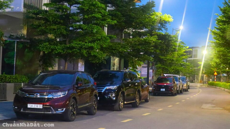 KHU NHÀ PHỐ BIỆT LẬP CHUẨN RESORT ĐẲNG CẤP BẬC NHẤT BÌNH DƯƠNG