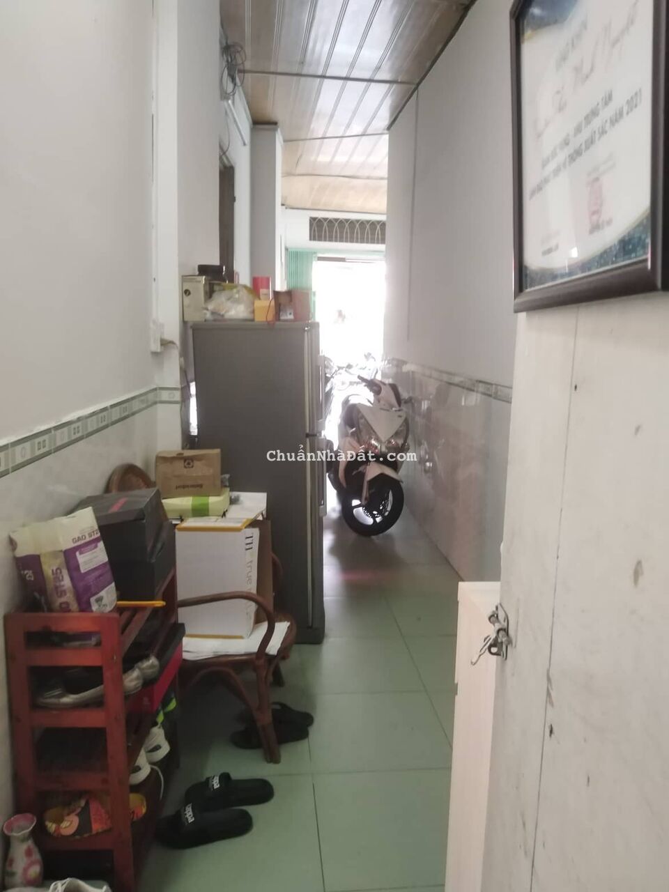 Nhà nở hậu 6m lô góc Kim Biên quận 5 giá 27 tỷ thương lượng