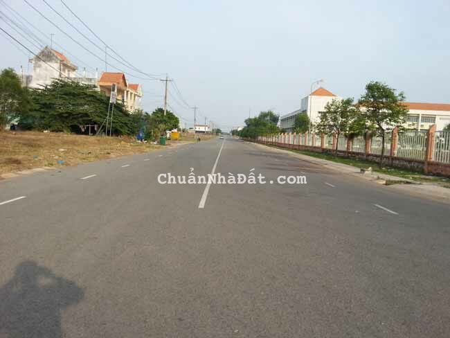 ĐẤT 2 MẶT TIỀN TRƯỚC SAU 2 LỘ NHỰA 2TY250/153M2