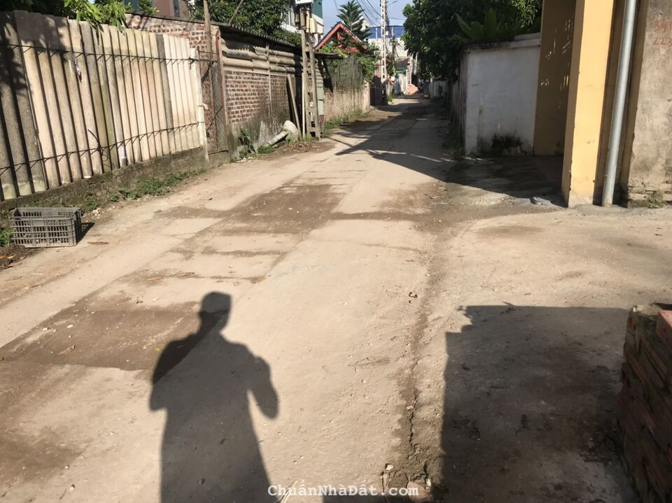  Cần bán lô đất 47.2m2  tại thôn Đông, Việt Hùng , Đông Anh ,  HN