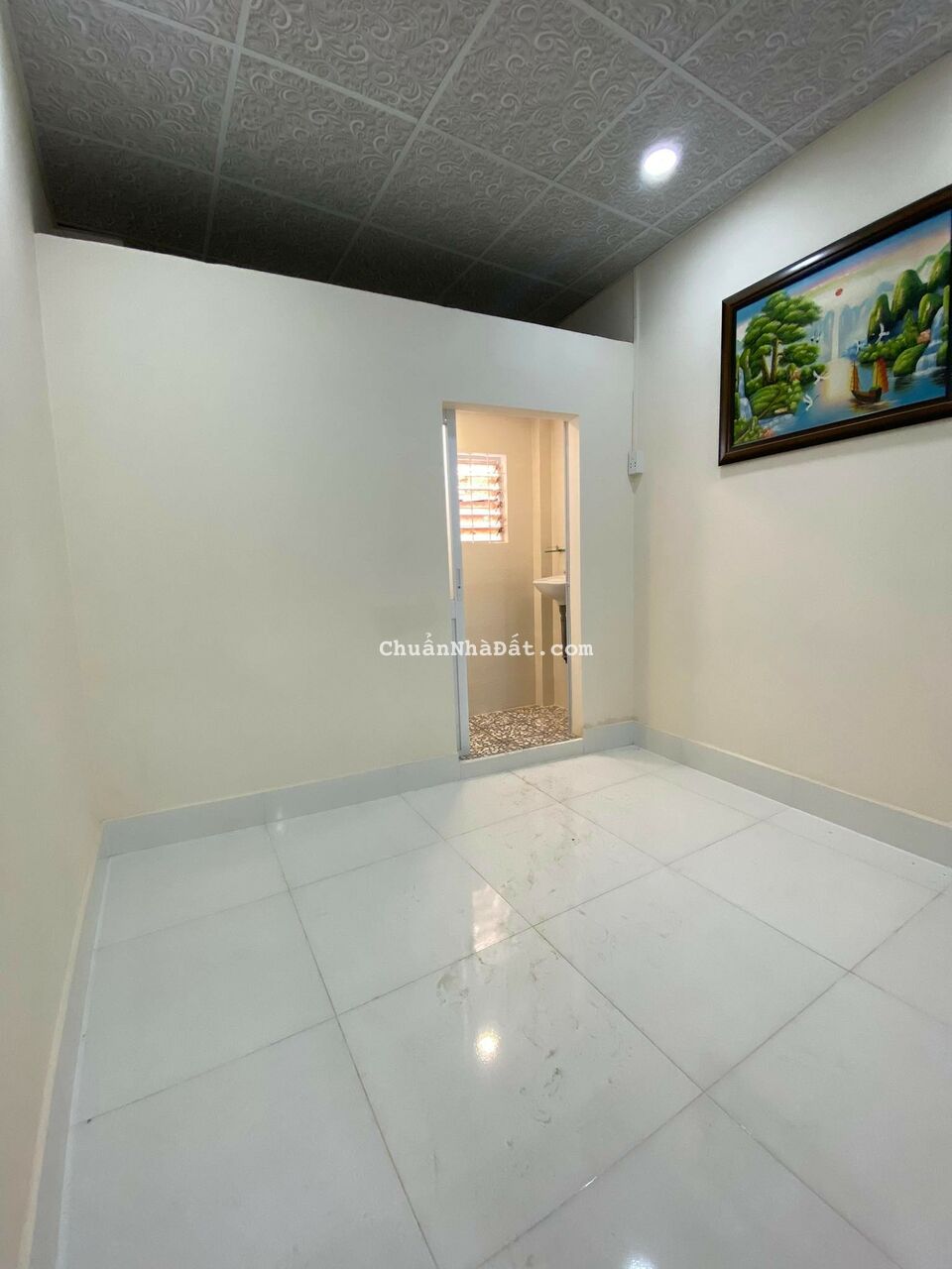 Nguyễn Văn Cừ Quận 5 – Ô tô đến nhà 32m2- Hiếm - Giá chỉ 4.3 Tỷ. LH: 0967630384