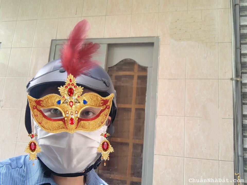 Nhà mới sơn sửa lại đẹp lung linh, 19m2 - 1.9 tỷ TL. Phú Thọ Hoà Tân Phú - 2 Tầng - 2phòng - 2WC. 