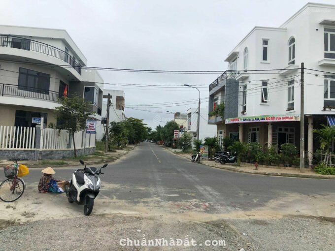 Cần bán lô đất sau lưng ủy ban nhân dân thị xã Điện Bàn