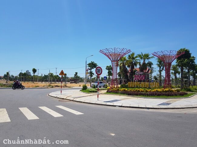 Chính chủ bán 2loo liền kề ,tựa lưng shophouse