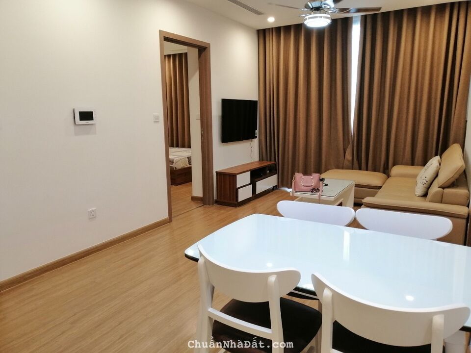 Gia đình cần cho thuê cc Vimhome Skylake - Phạm Hùng - 2 ngủ,2wc - Giá:21tr.Lh:0326268866