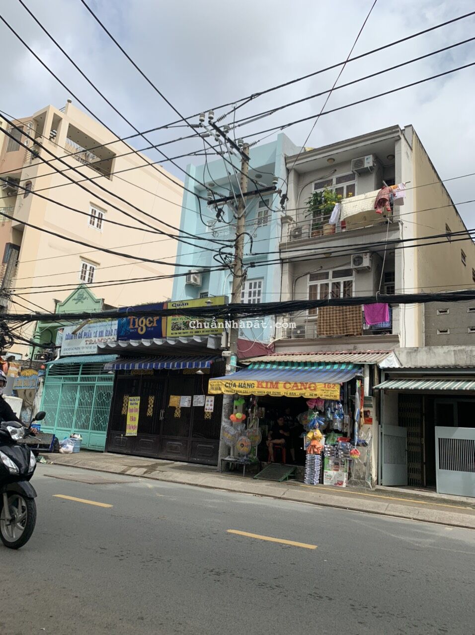 Bán nhà mặt tiền 74m2, 3tầng, giá 15 tỷ đường Tôn Thất Thuyết, P.15, Quận 4.