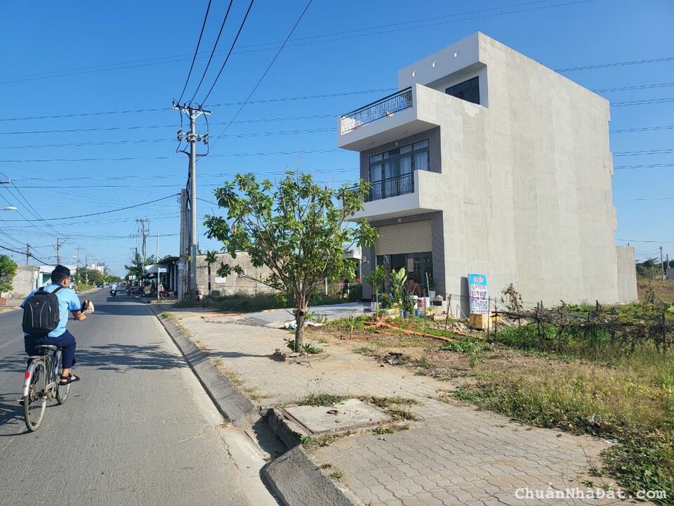 Đất chính chủ mặt tiền vị trí đẹp đường Hoàng Phan Thái, Bình Chánh