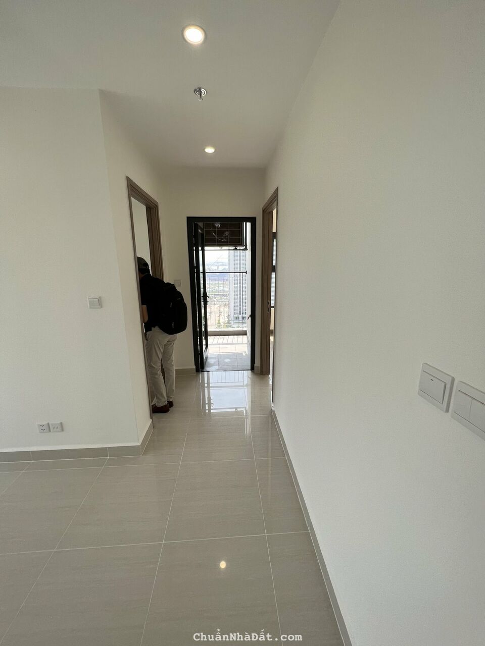 BÁN CĂN HỘ VINHOMES GRAND PARK Q9 BÁN CĂN HỘ VINHOMES GRAND PARK Q9